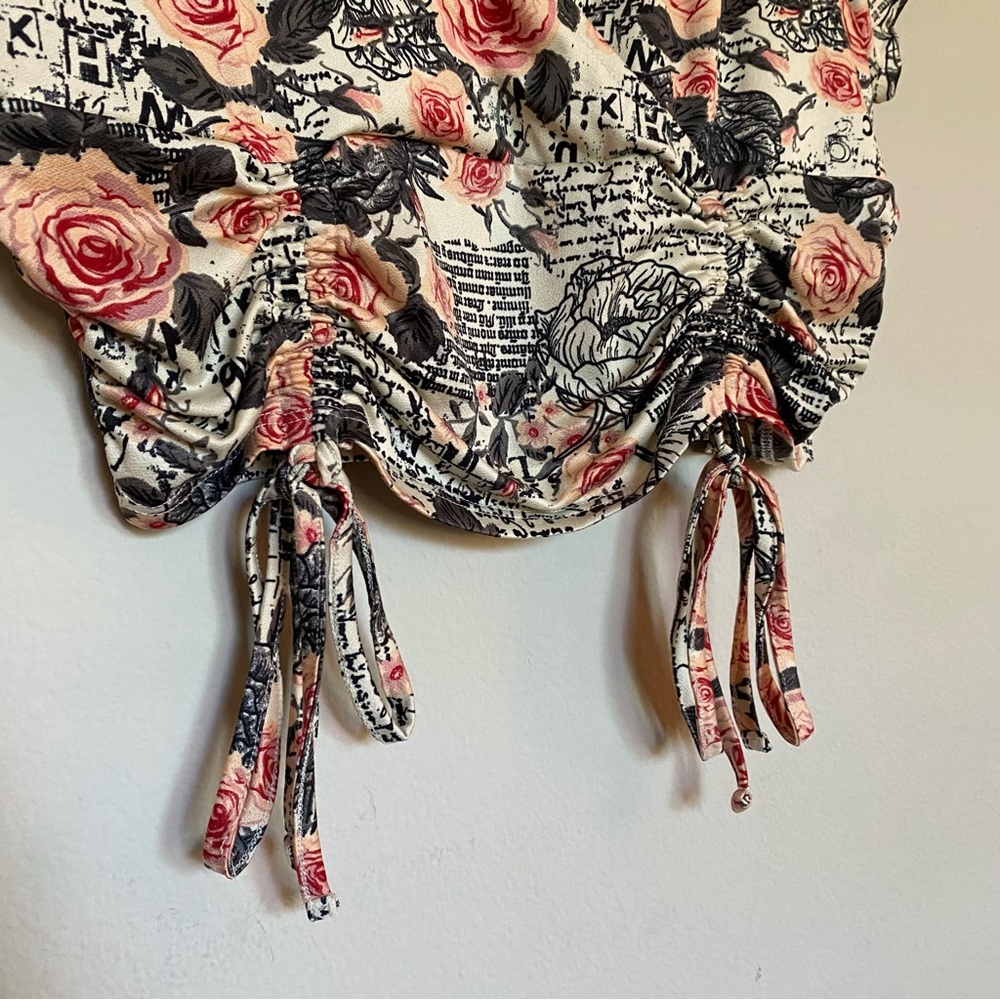 Crop Top - Picture 4 of 7